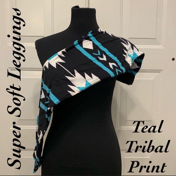 Pants - 🔥3/$20🔥 New One Size & Plus Size Tribal Leggings